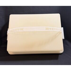 Vintage Tupperware Rectangular‎ Cake Cupcake Taker Carrier Handle